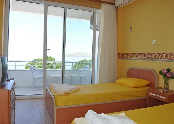 Yarar Szálloda Marmara Adasi